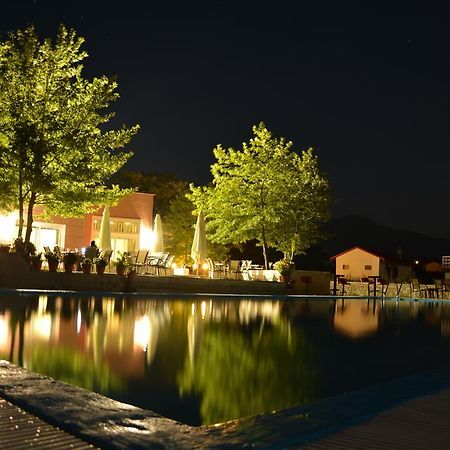 Aitheron Hotel Air Park Zervi Ngoại thất bức ảnh